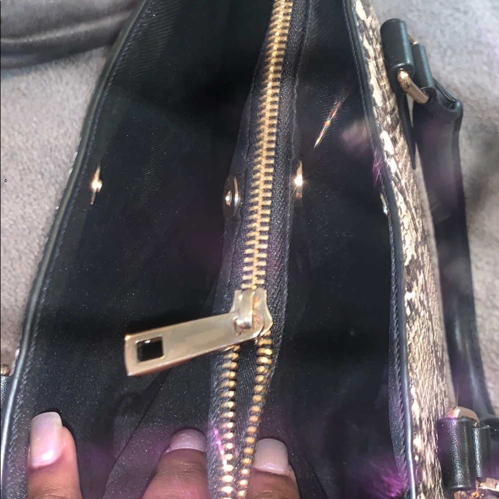 Purse - Picture 5 of 6